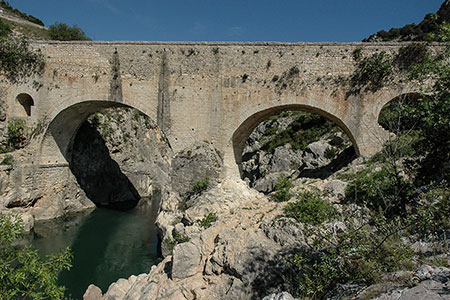 Sant Guilhem del Desert