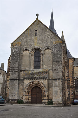 Notre-Dame de Fresnay