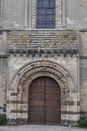 Notre-Dame de Fresnay