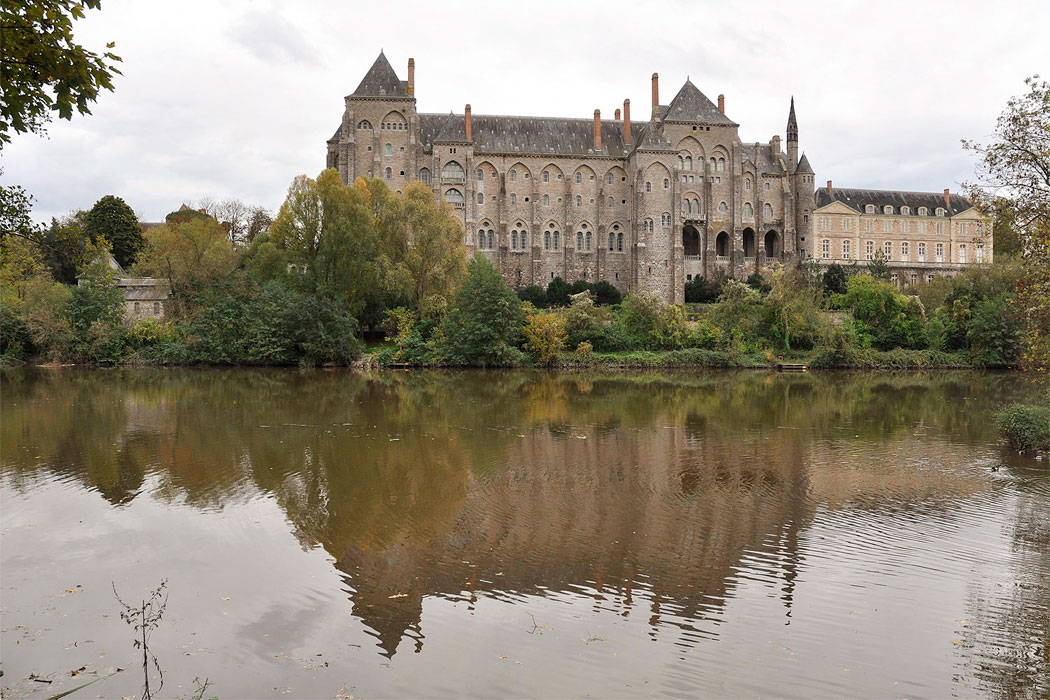 Saint-Pierre de Solesmes
