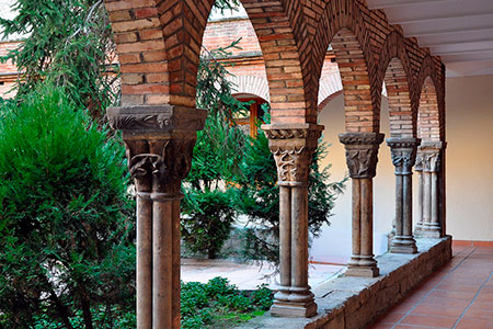 Claustro de Valldaura / Capuchinas de Manresa