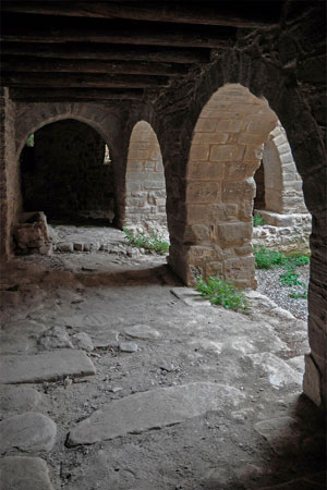 Sant Pere de la Portella