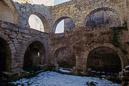 Sant Pere de la Portella